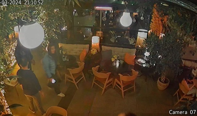 Eylem Tok'un kazadan önce oğluyla kafede buluştuğu anlar kamerada