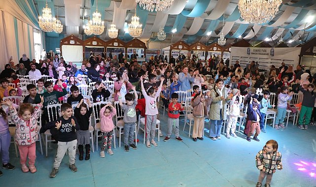 Eyüpsultan'da çocukların Ramazan coşkusu