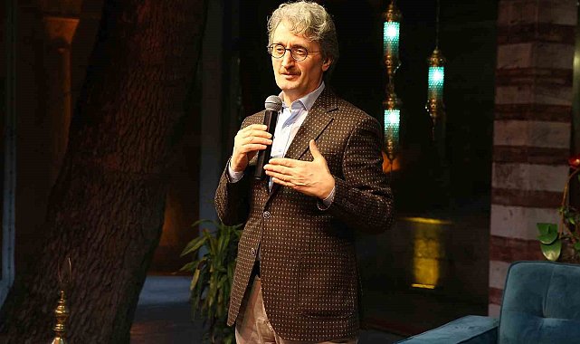 Eyüpsultan'da Ramazan Sohbetlerinde kıssadan hisselerle keyifli bir söyleşi gerçekleştirildi