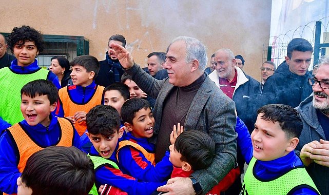 Fatih Belediye Başkanı Turan: "Fatih'te çocukları kötü alışkanlıklardan koruyan en önemli şey spor"