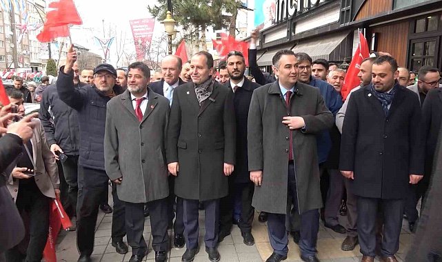 Fatih Erbakan Kütahya'da esnafı ziyaret etti