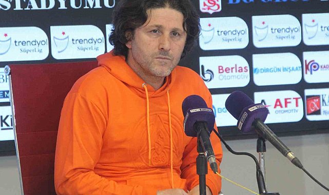 Fatih Tekke: "Hedefimiz ligde kalmak"