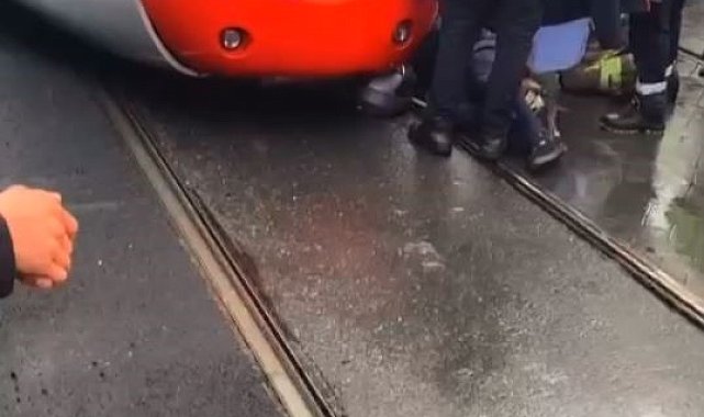 Fatih'te tramvay altında kalan motosiklet sürücüsü hayatını kaybetti