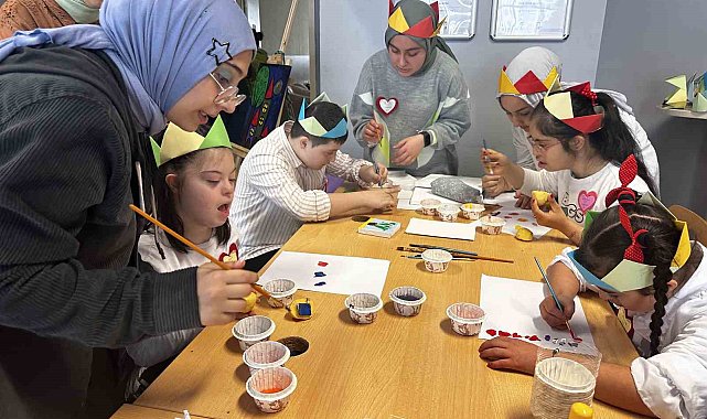 Fen liseli öğrencileri Down sendromlu çocuklara unutamayacakları bir gün yaşattı
