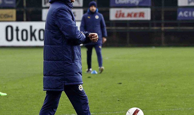 Fenerbahçe, Trabzonspor maçı hazırlıklarına başladı