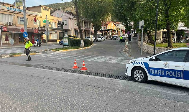 Fethiye'de seçim güvenliği nedeniyle yollar trafiğe kapatıldı