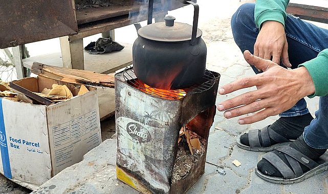 Filistinliler, günlük ihtiyaçlarını ilkel yöntemlerle karşılamaya çalışıyor