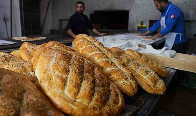 Fırında çalışan işçilerin zorlu Ramazan mesaisi