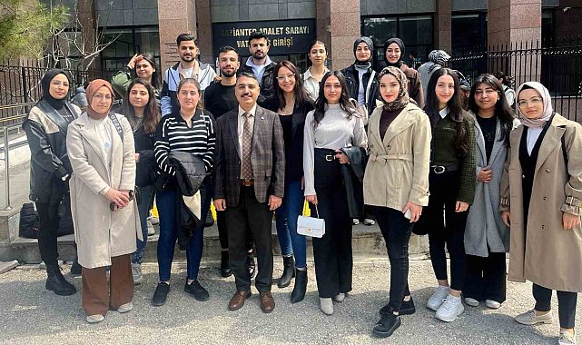 GAÜN öğrencilerinden adliye ziyareti