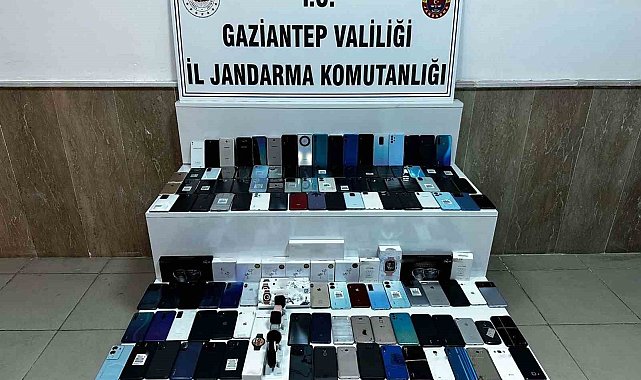 Gaziantep'te 4 milyon lira değerinde kaçak elektronik ürün ele geçirildi