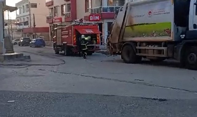 Gaziantep'te çöp kamyonunda çıkan yangını itfaiye söndürdü