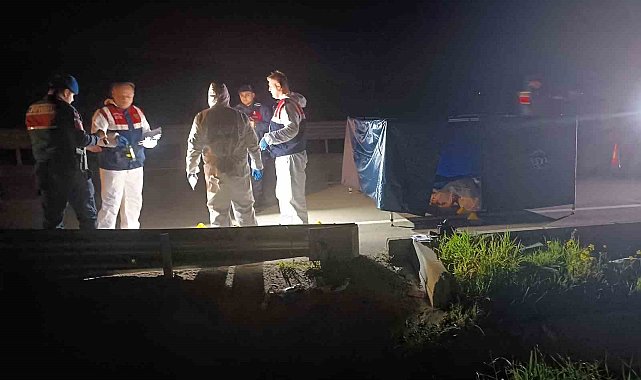 Gaziantep&#039;te yol ortasında silahla vurulmuş kadın cesedi bulundu