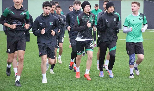 Gençlerbirliği'ni elinden kaçıran Denizlispor'da gözler Bayrampaşa maçına çevrildi