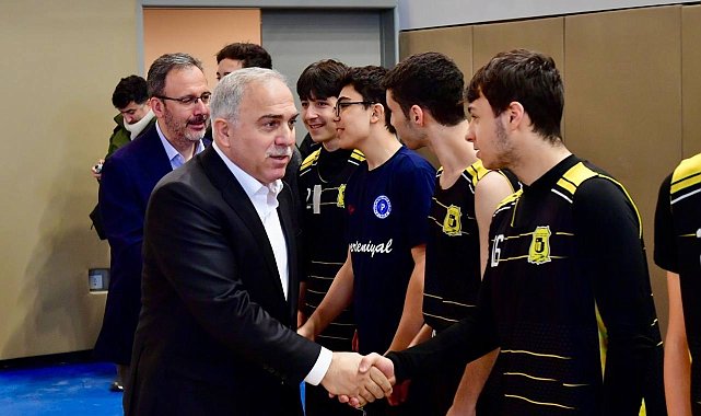 Gençlik ve Spor Bakanı Bak: "Türkiye Avrupa'nın ve dünyanın en modern stadyumlarına sahip"