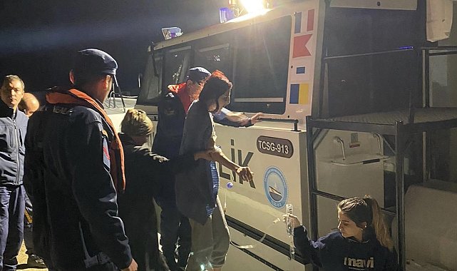 Gökçeada'da rahatsızlanan vatandaş tahliye edildi