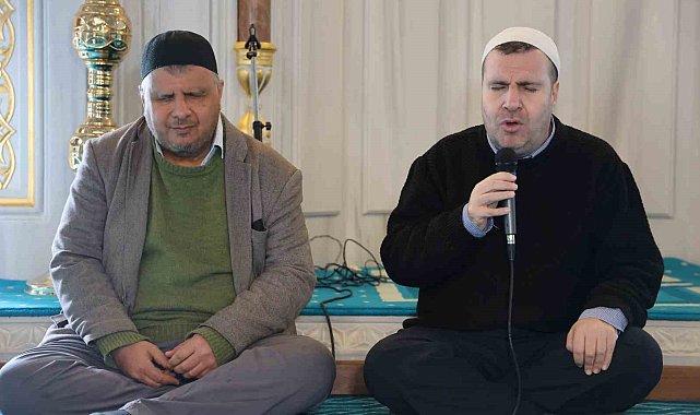 Görme engelli hafızların mukabele aşkı
