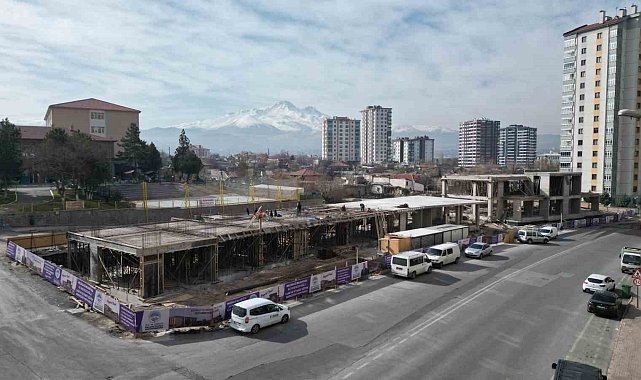 Gültepe'nin cami, Kur'an kursu ve aile sağlığı merkezi hızla yükseliyor