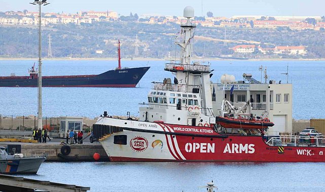 Güney Kıbrıs'tan Gazze'ye ilk yardım gemisi yola çıktı