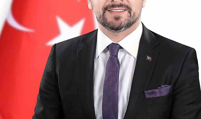 Hamid Yüzügüllü'den 'Alo Okul' projesi