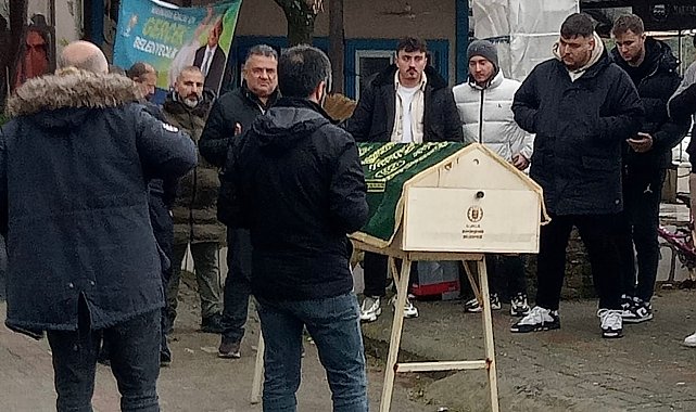 Hayatını kaybettiği Marmara Denizi'nin kıyısına defnedildi