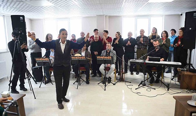 Huzurevi sakinlerine 'Türk sanat müziği' konseri