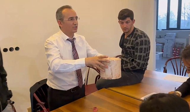 İki aday eşit oy alınca muhtar kura ile belirlendi