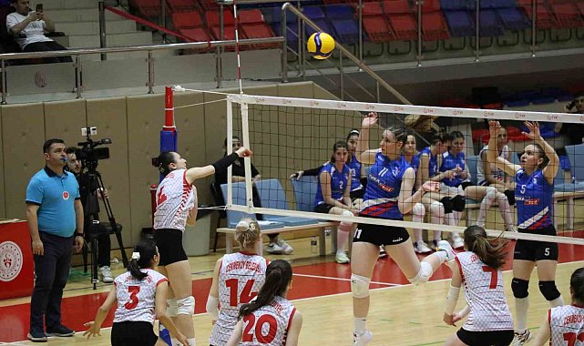 İşitme Engelliler Kadınlar Türkiye Voleybol Şampiyonu Çekmeköy İESK oldu