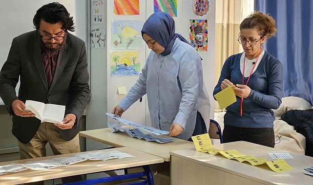 İstanbul'da sandıklar kapandı, oy sayımı başladı