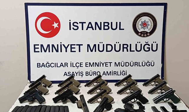 İstanbul'da yasa dışı silah ticareti operasyonu: 17 silah ele geçirildi