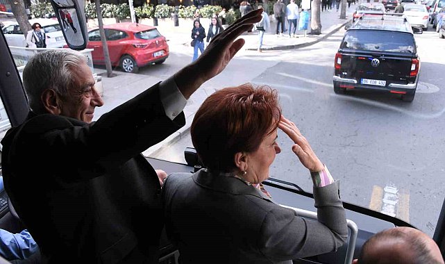 İYİ Parti lideri Akşener, Çankaya'da esnafı ziyaret etti