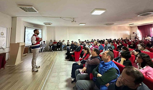 Jandarmadan öğrencilere siber farkındalık eğitimi