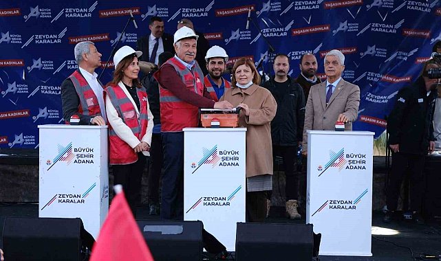 Kadın Akademisi açıldı, Kent Meydanı 5. Etap'ın temeli atıldı