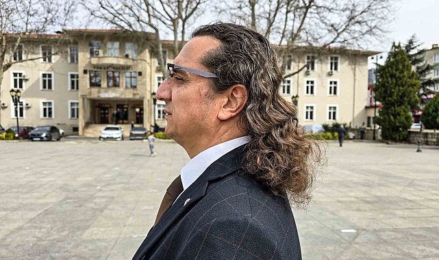 Kadına yönelik şiddete 'dur' demek için 5 yıldır uzattığı saçını kesti