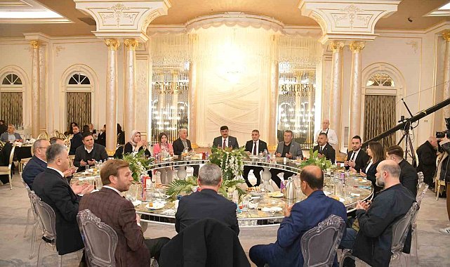 Kahramankazan Belediye Başkanı Oğuz esnafla iftarda buluştu