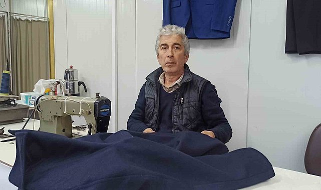 Kahramanmaraş'ta 31 yıllık esnafın iş yeri yıkıldı, konteyner iş yerinde hizmet veriyor
