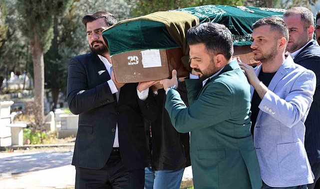 Kamboçya'da öldürülen İzmirli Ufuk Öntürk defnedildi