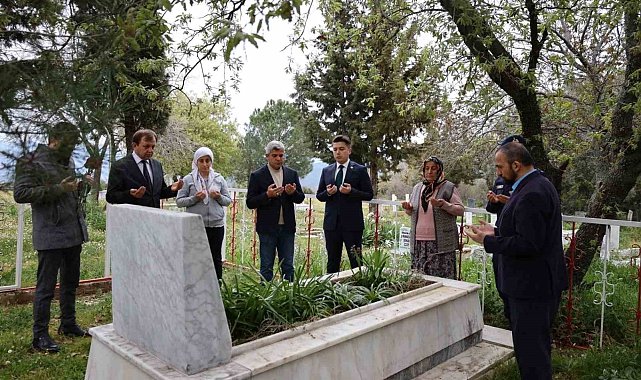 Karacasu'da şehit Kılıç mezarı başında anıldı