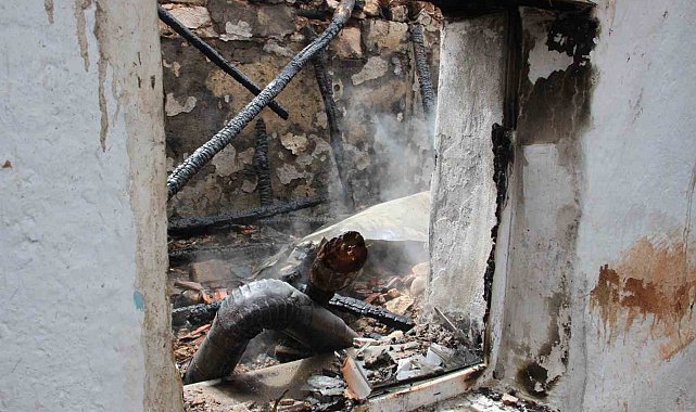 Karaman'da sobadan çıkan yangında yaşlı adam hayatını kaybetti