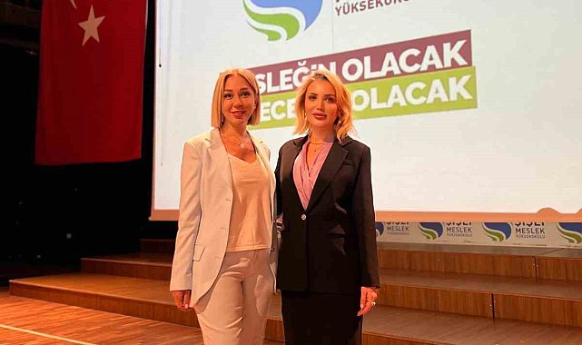 Kariyer yolculuklarını öğrencilerle paylaşacaklar
