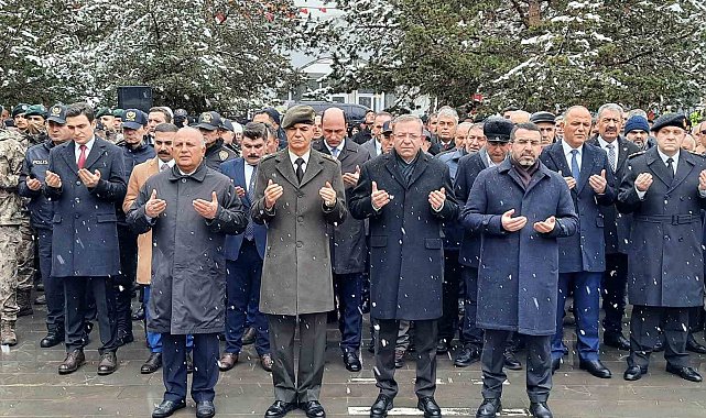 Kars'ta Çanakkale Zaferi'nin 109. yıldönümü kutlandı