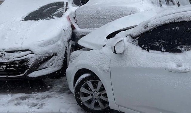 Kayganlaşan yol kazayı beraberinde getirdi