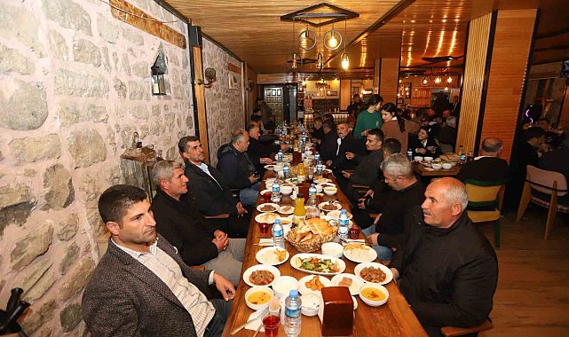 Kaymakam Kumcu, şehit aileleriyle bir araya geldi