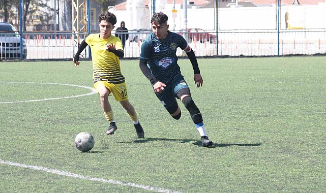 Kayseri U17 Ligi: Kocasinan Şimşekspor: 0 - Talasgücü Belediyespor:4
