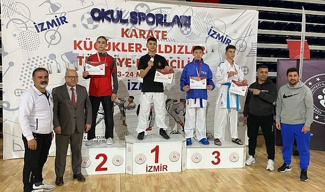 Kayserili karateciler, İzmir'den 4 madalya ile döndü