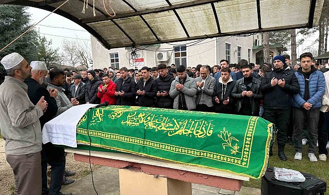 Kaza kurbanı genç son yolculuğuna uğurlandı