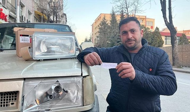 Kaza yapan sürücüden "Sol ön farını yanlışlıkla kırdım. Beni ara kardeşim" notu