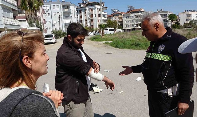 Kazada kolundan yaralanan sürücü tüm ısrara rağmen hastaneye gitmedi