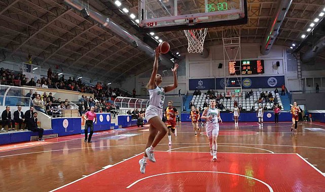 KBSL Play-Off: İzmit Belediyespor: 64 - Galatasaray: 90