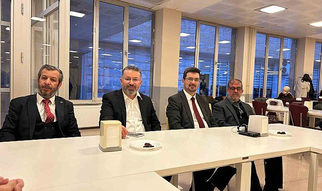 KBÜ Rektör Kırışık bin öğrenciyle iftarda bir araya geldi