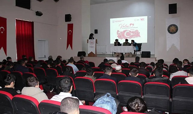 Kıbrıs Gazileri öğrencilerle bir araya geldiler